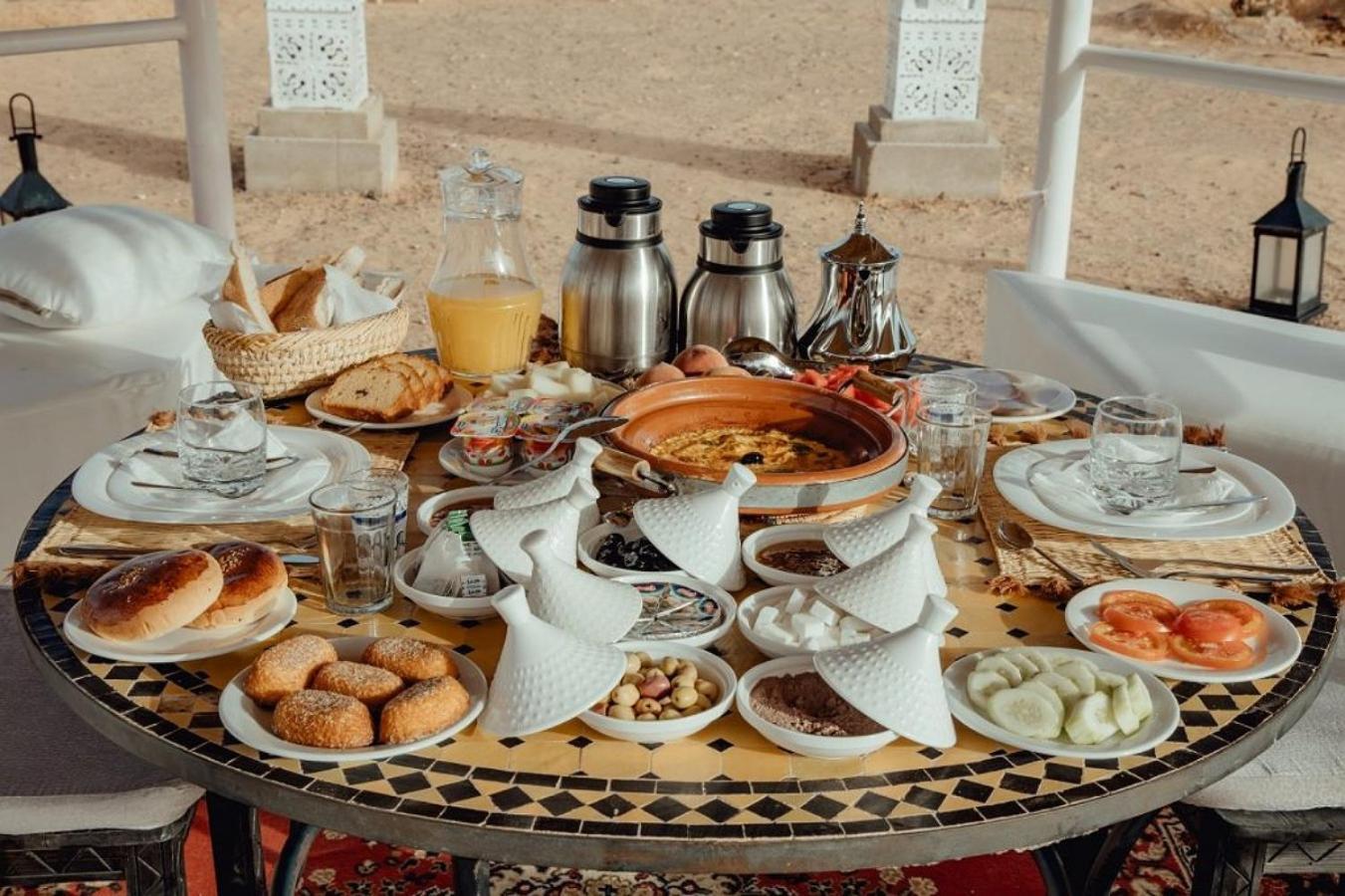 Sahara Elegance Camp Hotel Merzouga Bagian luar foto